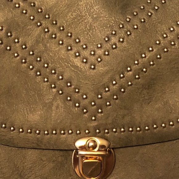 NWOT Small chevron studded crossbody - Picture 6 of 11